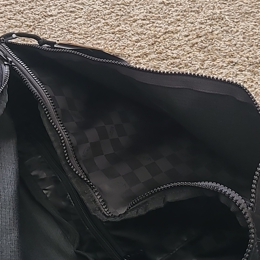 Vans Black Sling Bag - Picture 7 of 9